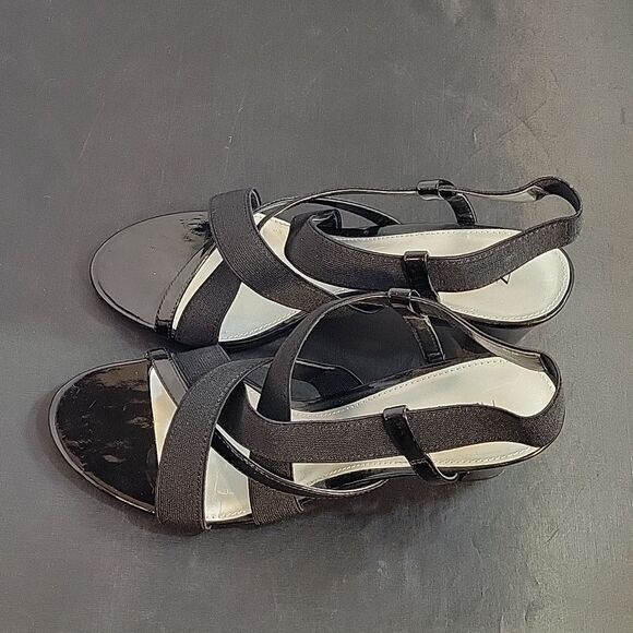 NUE OPTIONS LOW BLOCK HEEL CRISSCROSS ELASTIC STRAP OPEN TOE SANDAL - Picture 6 of 14